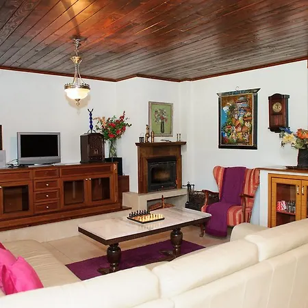 Будинок відпочинку Holiday Homes Kulina