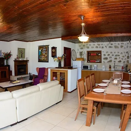 Будинок відпочинку Holiday Homes Kulina Бансько